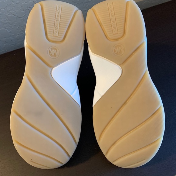 Michael Kors chunky sneakers - Picture 4 of 5